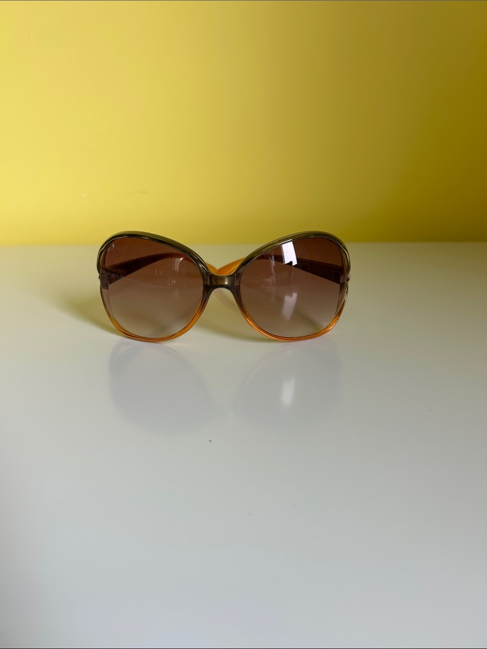 Vintage Women's Oversized Brown Gradient Sunglasses